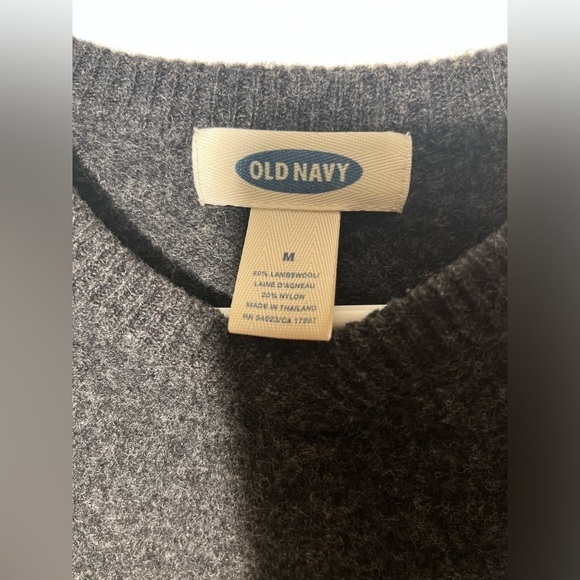 OLD NAVY V NECK LONG SLEEVE LAMBSWOOL NYLON DARK GRAY SWEATSHIRT - Picture 4 of 8